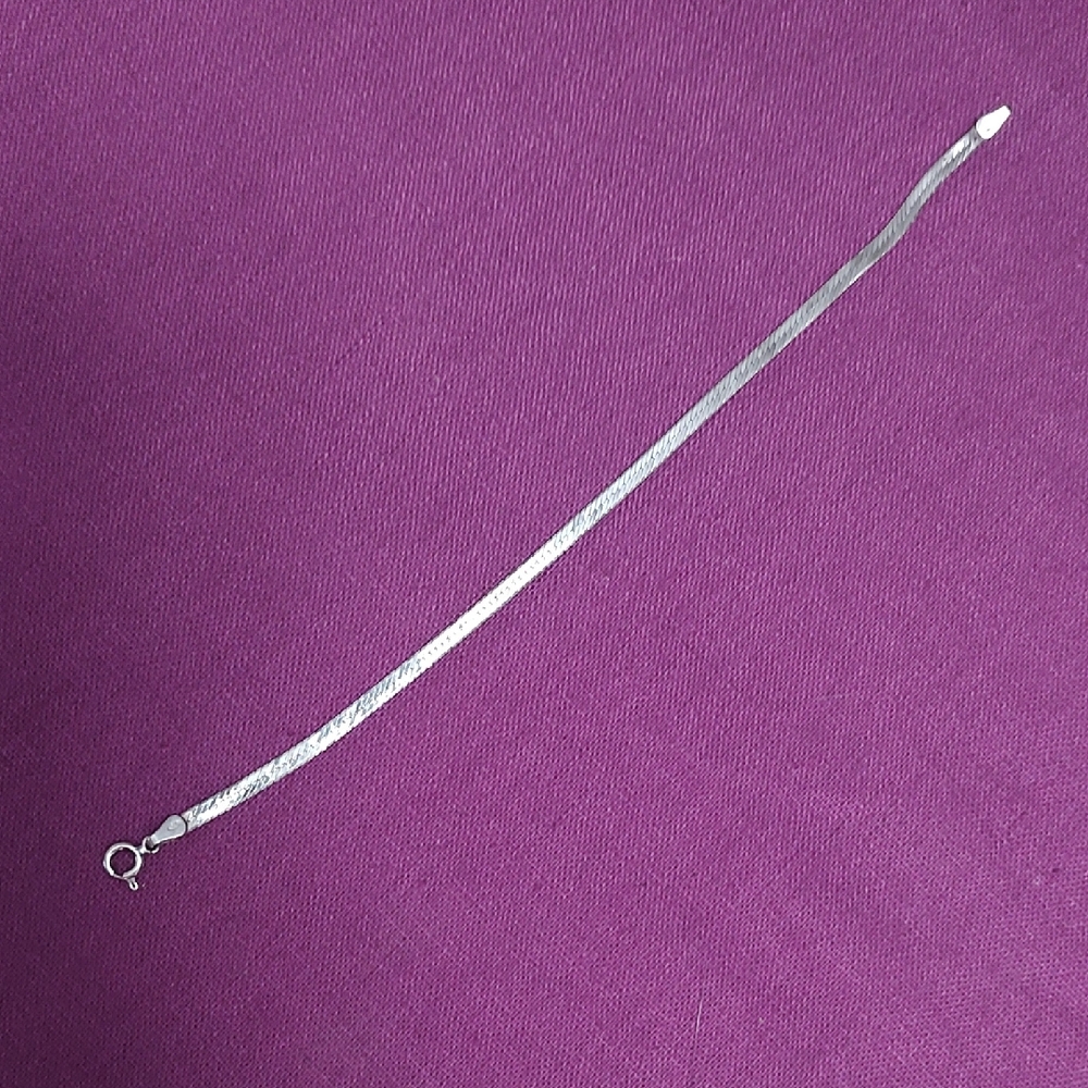 Sleek Silver Bracelet for Women